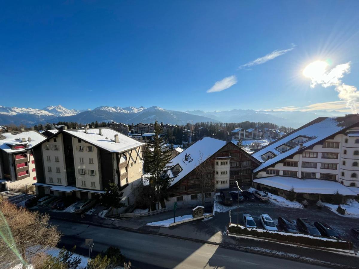 L’Eperon Center Crans wonderful view Appartement Buitenkant foto
