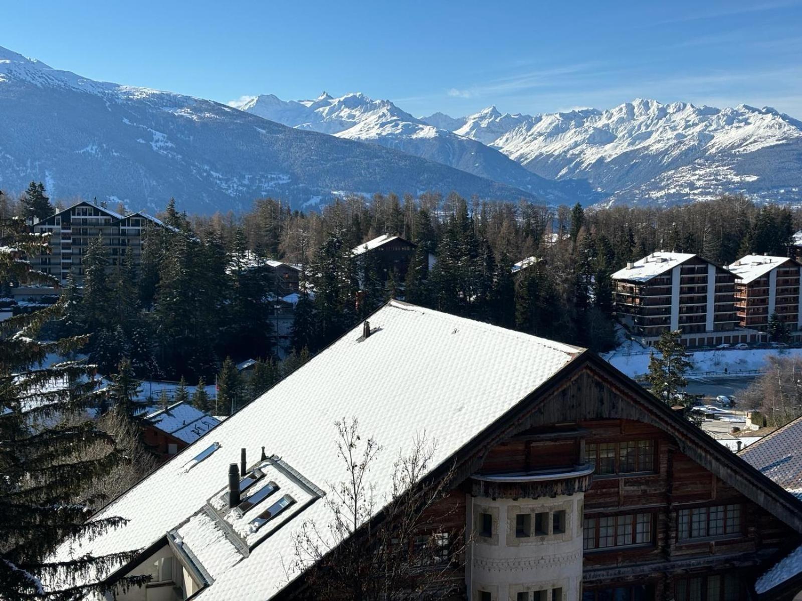 L’Eperon Center Crans wonderful view Appartement Buitenkant foto