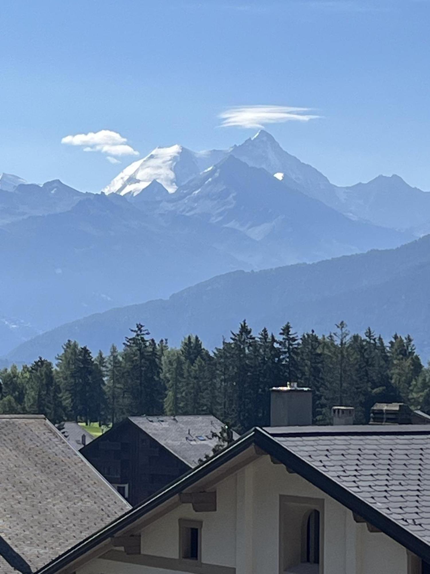 L’Eperon Center Crans wonderful view Appartement Buitenkant foto