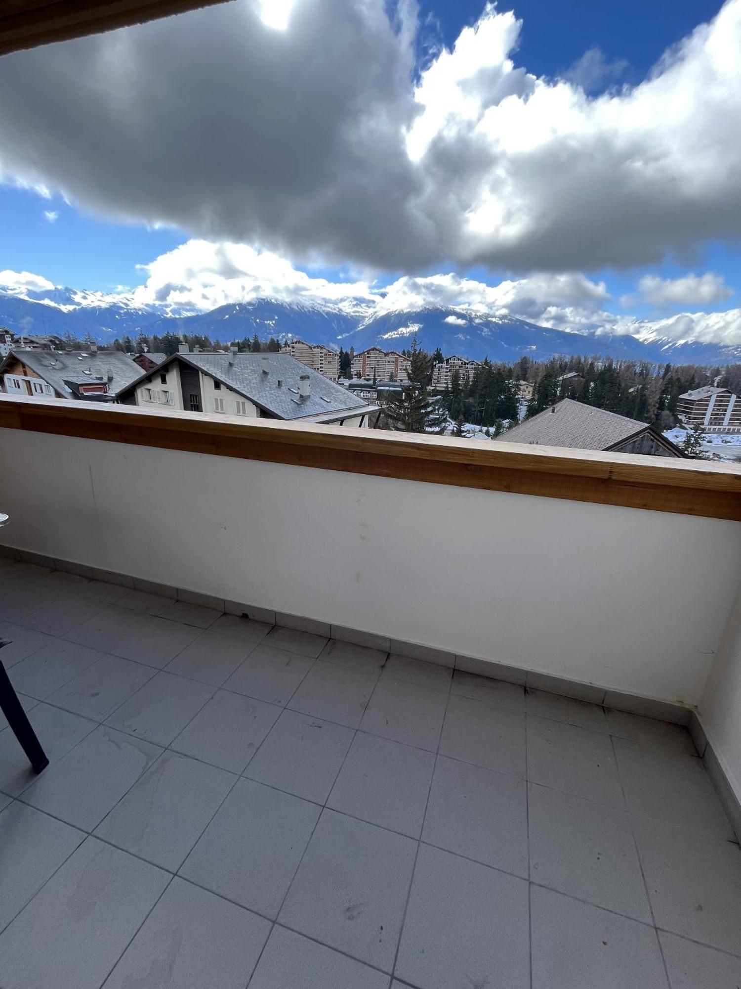 L’Eperon Center Crans wonderful view Appartement Buitenkant foto