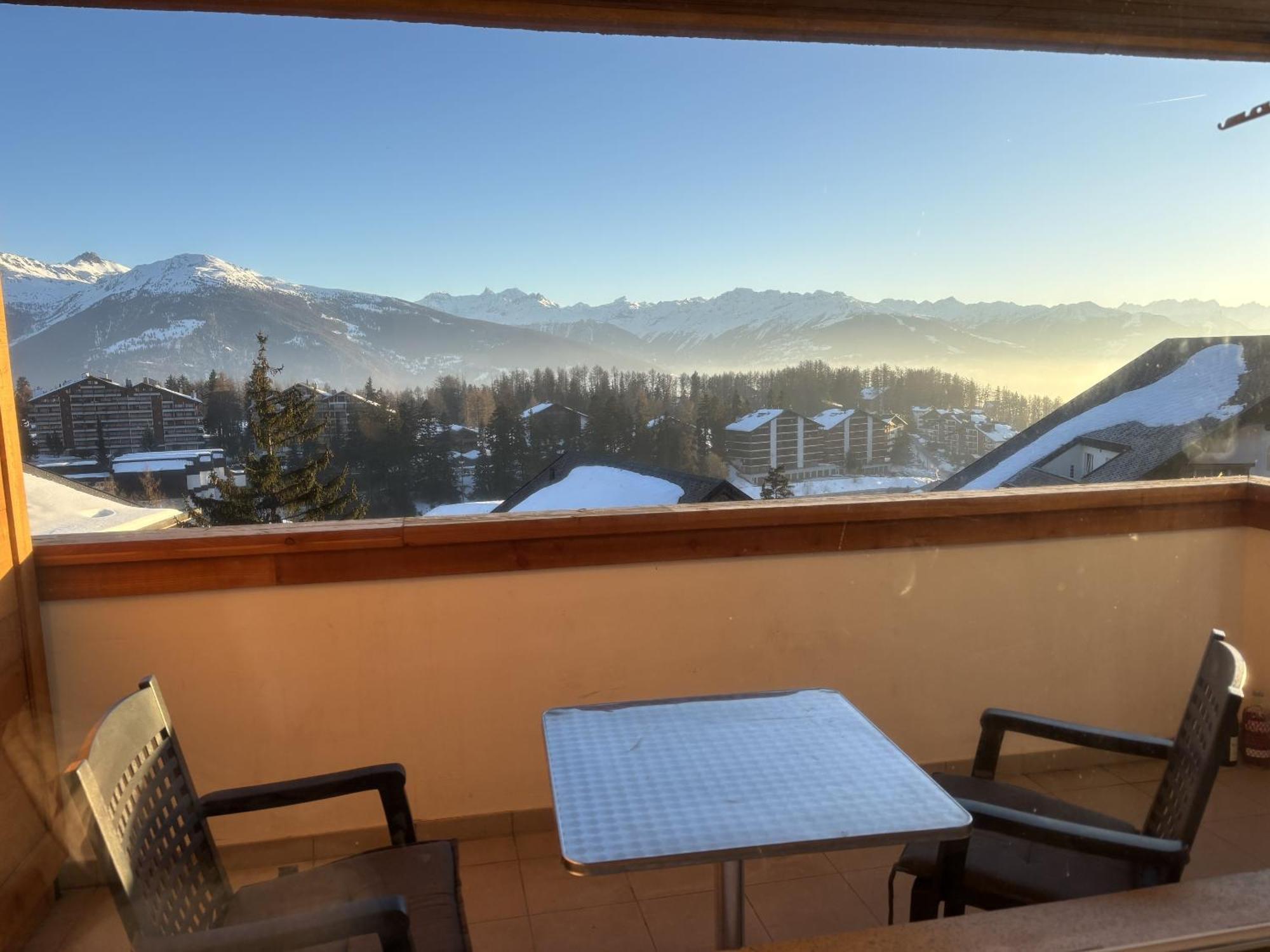 L’Eperon Center Crans wonderful view Appartement Buitenkant foto